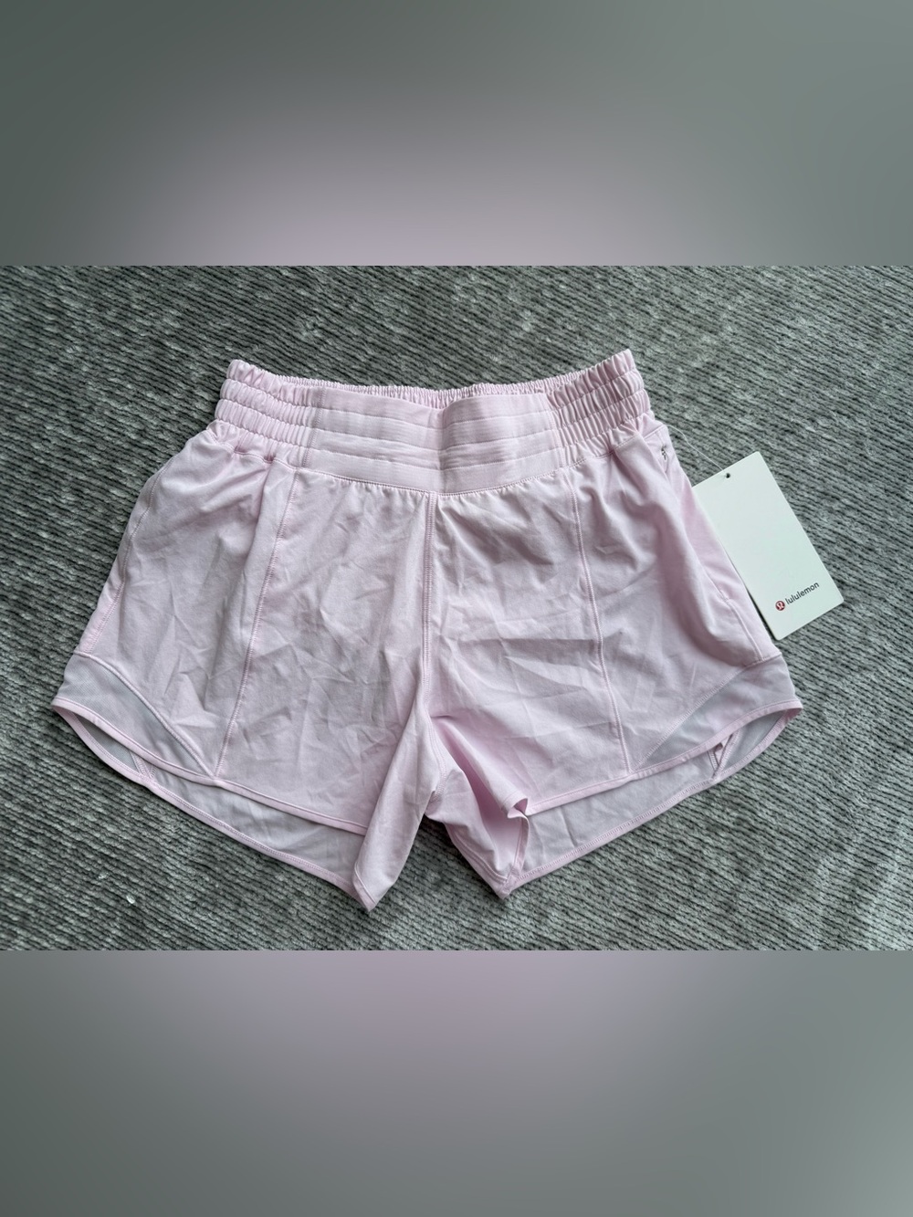 Lululemon Women’s Hotty Hot High-Rise Lined Short 4" Pink Size 6